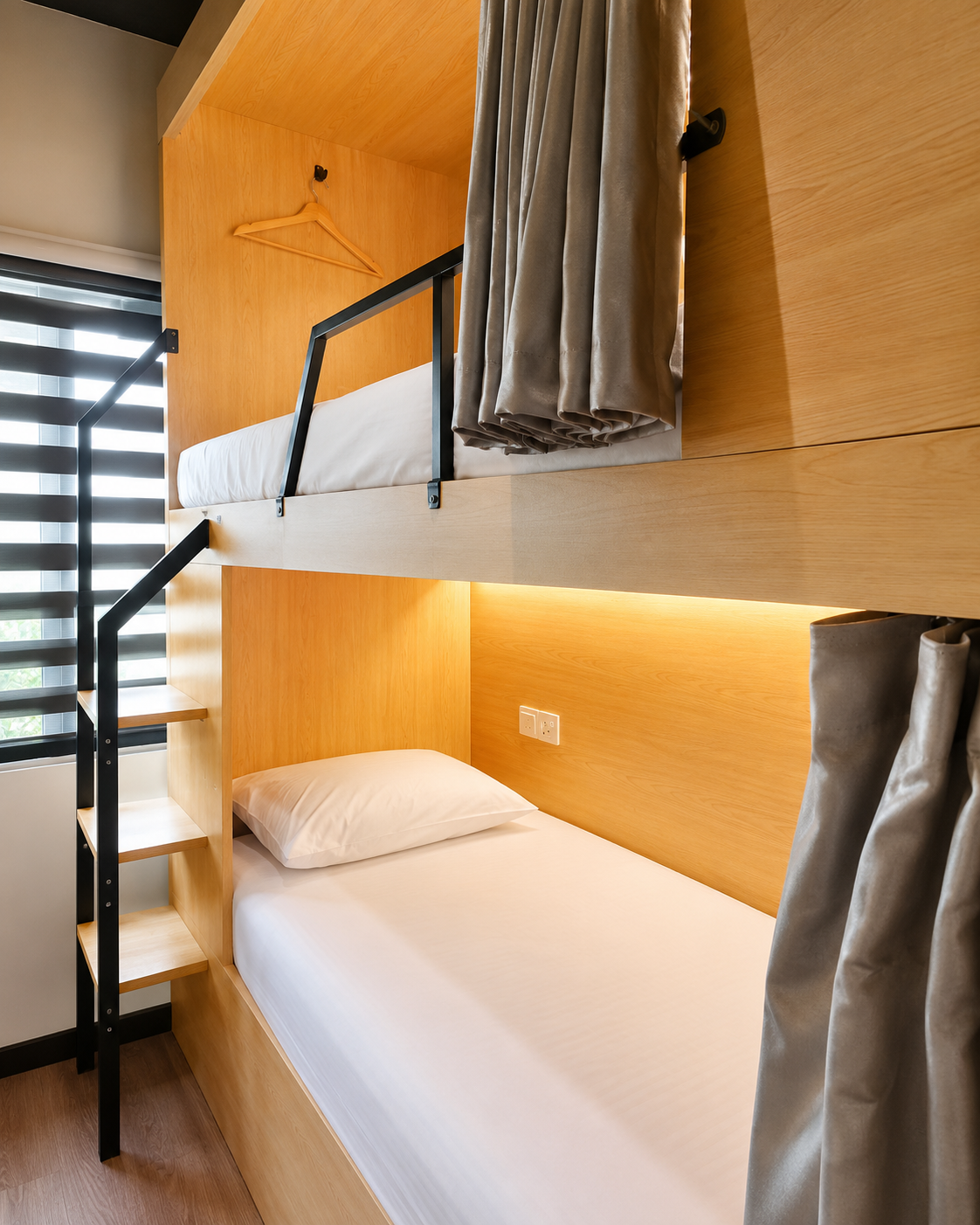 petaling street–female-dorm bedroom