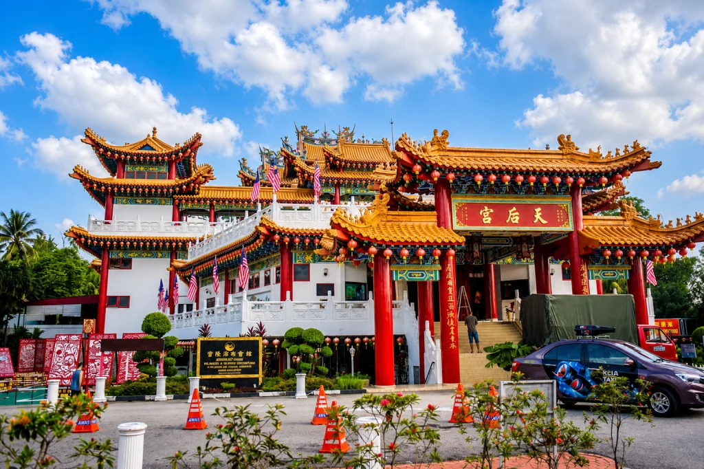 Thean Hou Temple in Kuala Lumpur, its tiered red roofs above the courtyard