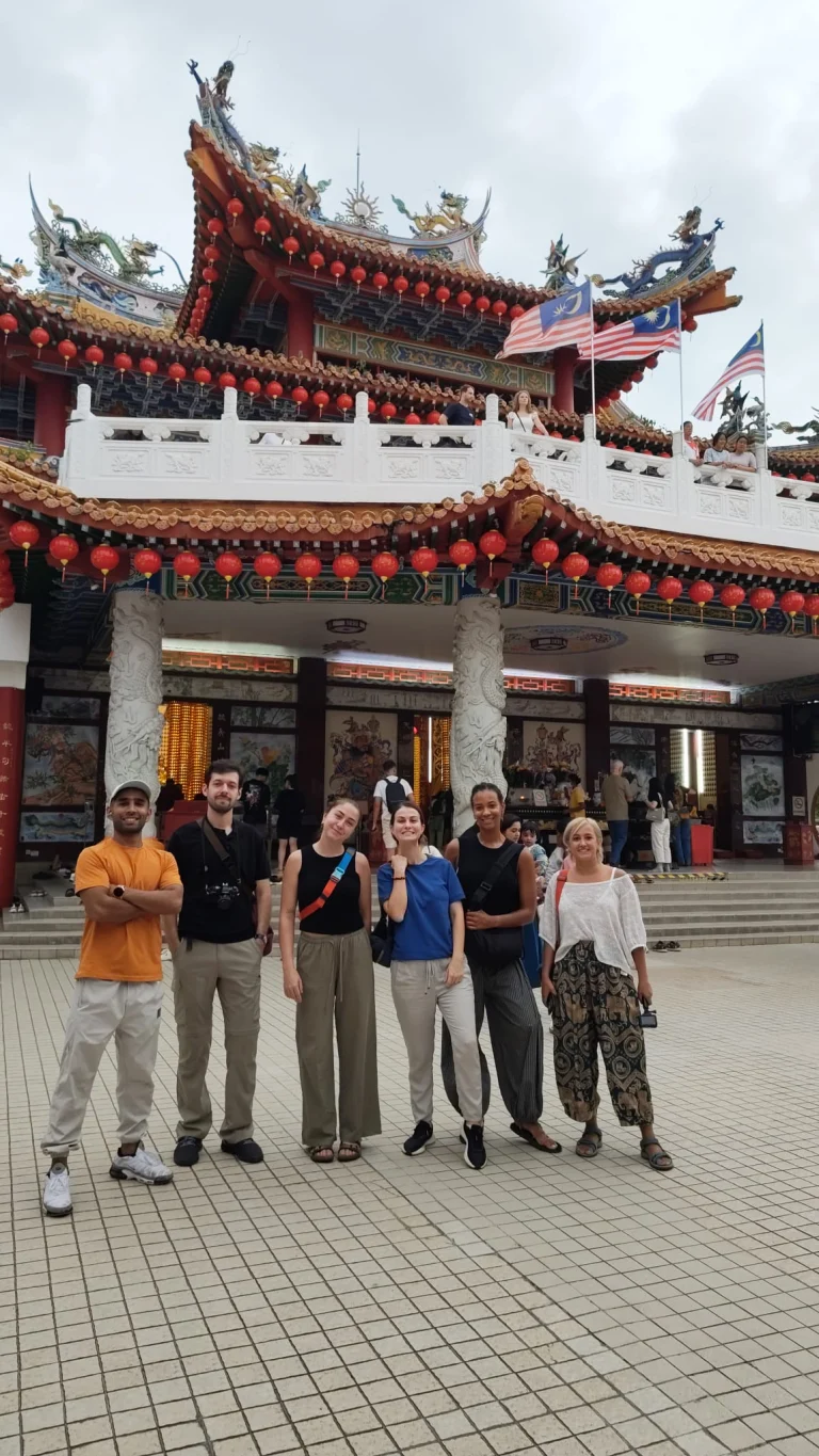 A Travelogue Guesthouse group in front of Thean Hou Temple